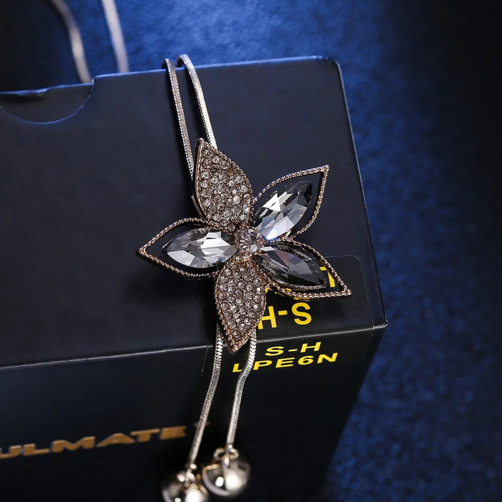 Fashion Women Sweater Chain Necklace Crystal Rhinestone Flower Long Necklaces Jewelry All Match Clothing Accessories