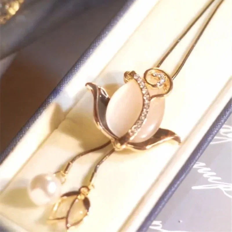 Fashion Swan Snowflake Long Necklace Sweater Chain Metal Chain Square Tassel Women Girls Pendant Necklaces Accessories Jewelry