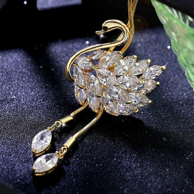 Fashion Crystal Gold Color Swan Long Necklaces & Pendants for Women Jewelry Statement Sweater Necklace Dress Accessories