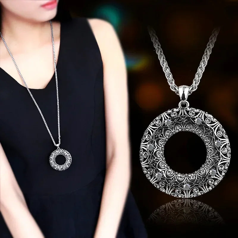 Vintage Coffee Gold Crystal Round Pendant Long Necklace for Women 2024 New Geometric Sweater Chain Jewelry